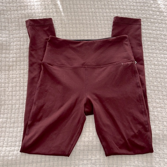Vuori Maroon Red Low Rise Leggings Women's XS - Picture 4 of 6